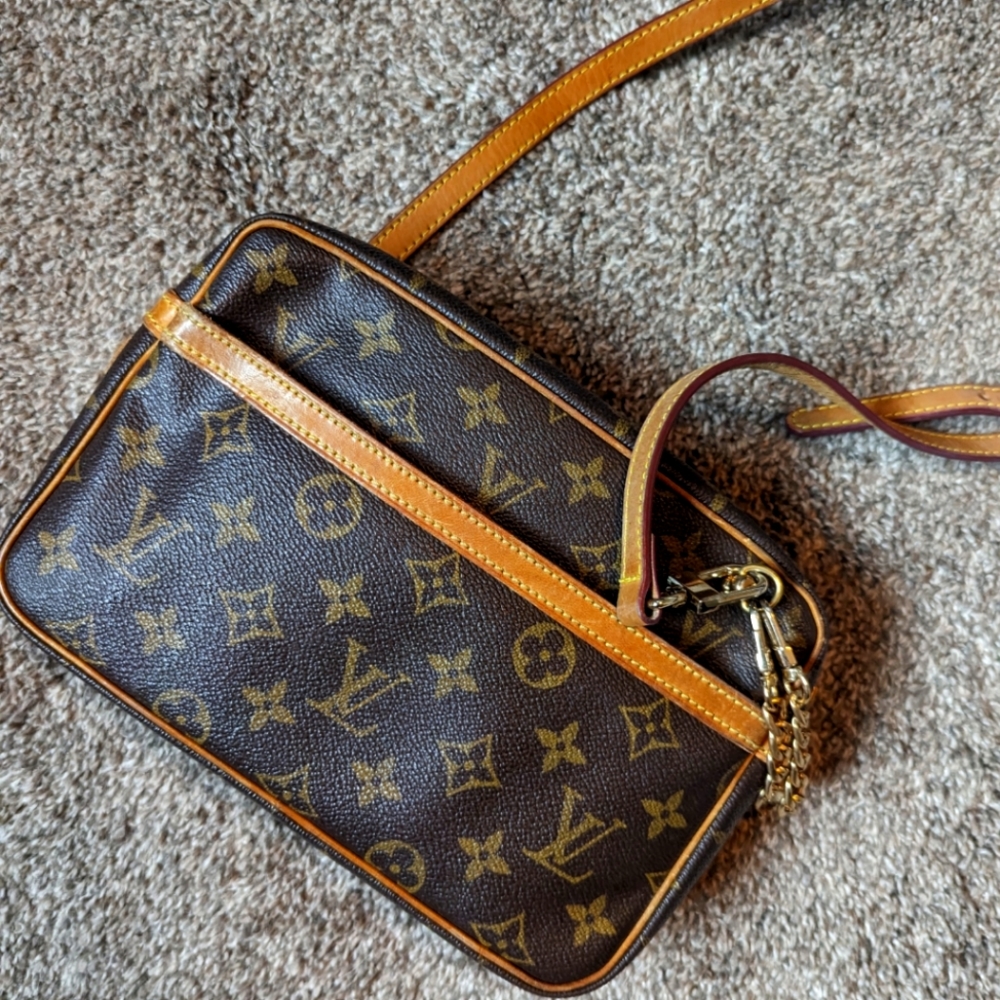 Louis Vuitton Crossbody
